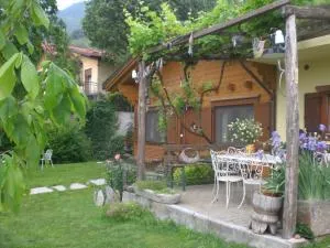 佩拉里安达住宿加早餐旅馆 - 圣安布罗焦迪托里诺