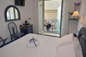 Hotel Pensione Reale - مينوري