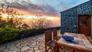 sunset and stars stone house - Hoyagrande