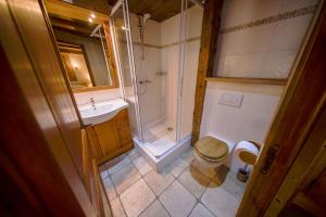 Appartements Le Chateau : Appartement en Duplex 2 Chambres - Rez-de-Chaussée