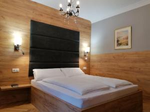 Studio Apartment with City View room in GOLDEN STAR - Premium Apartments