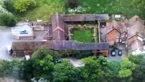 The Parlour - Self-Catering at Boningale Manor