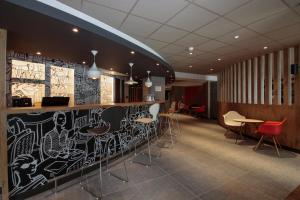 Hotels ibis Cahors : photos des chambres