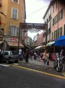 Appartements Cocooning 3 pieces duplex 3 etoiles calme centre ville a 5mn plages et Palais : photos des chambres