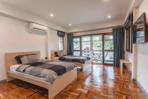 F5 3 Bed Rooms Beach house, full kitchen