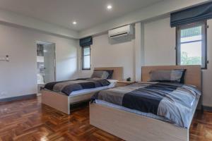 F5 3 Bed Rooms Beach house, full kitchen