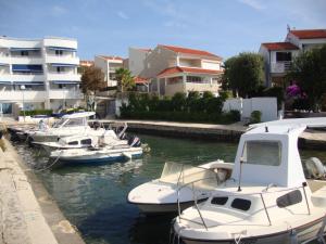 Apartments Villa Damir 