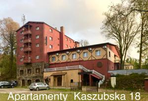 Słupsk forest PREMIUM PANORAMIC APARTAMENT M8 - Kaszubska street 18 - Wifi Netflix Smart TV50 - up to 4 people full - pleasure quality stay