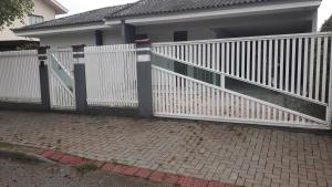 QUARTOS ACONCHEGANTES..