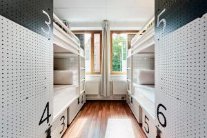 Bed in 6-Bed Mixed Dormitory Room room in Generator Stockholm