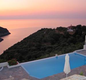 Luxurious Villa with Wonderful View Alonissos Greece