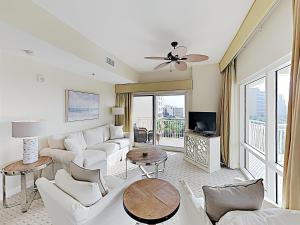 One-Bedroom Apartment room in New Listing! Sunset at Luau with Pools & Spas condo
