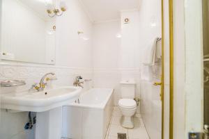 Hotel Carpati Imparatul Romanilor