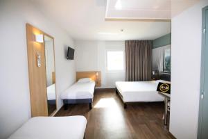 Hotels B&B HOTEL Valence TGV Romans : photos des chambres