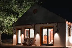 Little Dutch Cabin #3 - 12 min to Magnolia-Baylor - Bellmead