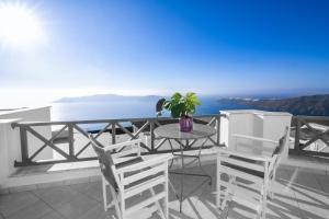 Maisonette with Caldera and Sea view room in Abelonas Retreat