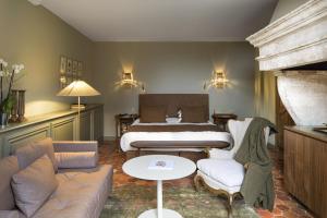 Hotels Baumaniere - Les Baux de Provence : photos des chambres