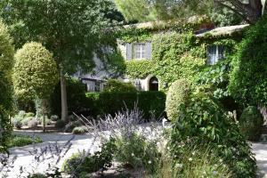 Hotels Baumaniere - Les Baux de Provence : photos des chambres