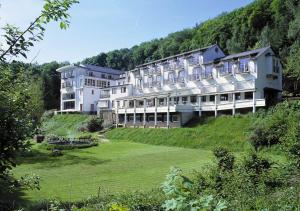 4 stern hotel Akzent Waldhotel Rheingau Geisenheim Deutschland