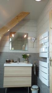 Maisons de vacances Foret de nieppe : Maison 3 Chambres