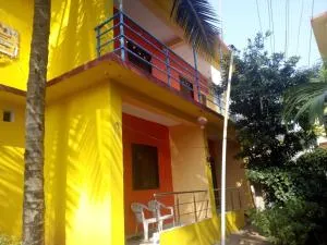 Shiva Shanti Guest House - Querim