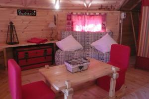 Campings Camping Lac de Villefort : photos des chambres