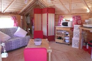Campings Camping Lac de Villefort : photos des chambres