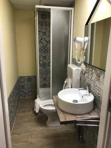 Double or Twin Room with Private Bathroom room in Albergo Fiera Mare
