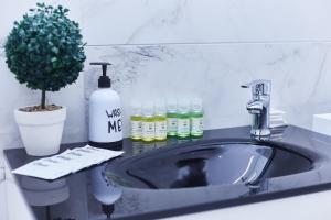 Panoramic Plaza Apartments