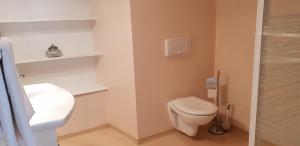 Hotel Mille et une Nuits d'Aubrac photo 12