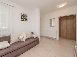 Apartment Mirjana