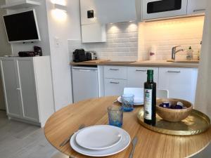 Superbe T1 bis sur le port et rue piétonne