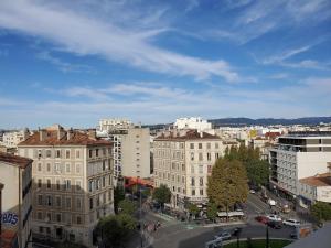Appartements Appartement cosy balcon vue degagee au coeur de Marseille - Joliette : photos des chambres