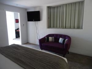 Book Apartments 725 Ruthven Book Apartments 725 Ruthven