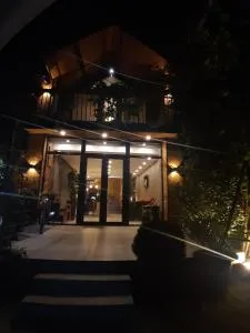 Magical forest House in the center of old City - Shindisi