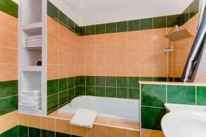 Exclusive Riverside Apartment in the Heart of Prague