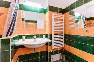 Exclusive Riverside Apartment in the Heart of Prague