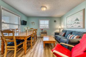 Apartment room in Jocelyn Manor