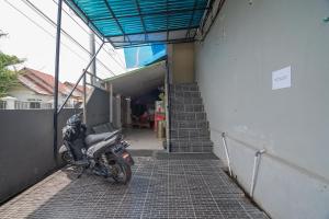 RedDoorz Syariah At Jalan cilik Riwut Kapuas