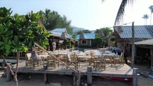 Lanta New Coconut Bungalow