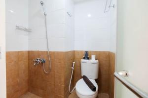 2BR Apartment Green Pramuka City near Shopping Mall By Travelio