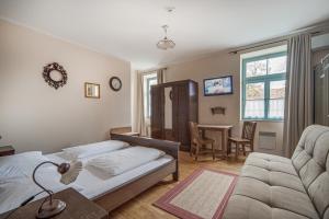 Studio Apartment room in Guest House Parma
