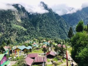 Ourguest Camp Lachung