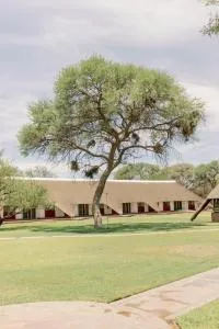 Okahandja Country Hotel - Okazize