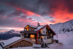 hamilton lodge and spa