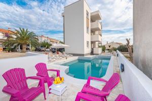 Star 2 modern & centrally ap for 6