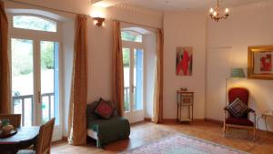 B&B / Chambres d'hotes Petit Chateau : photos des chambres