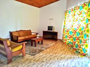 Pousada Pitoresca Casa Amarela