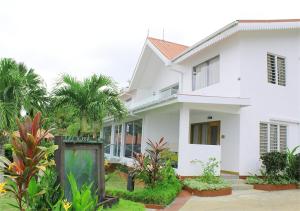 Le Relax Hotel and Restaurant