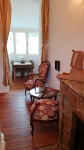 B&B / Chambres d'hotes Petit Chateau : photos des chambres